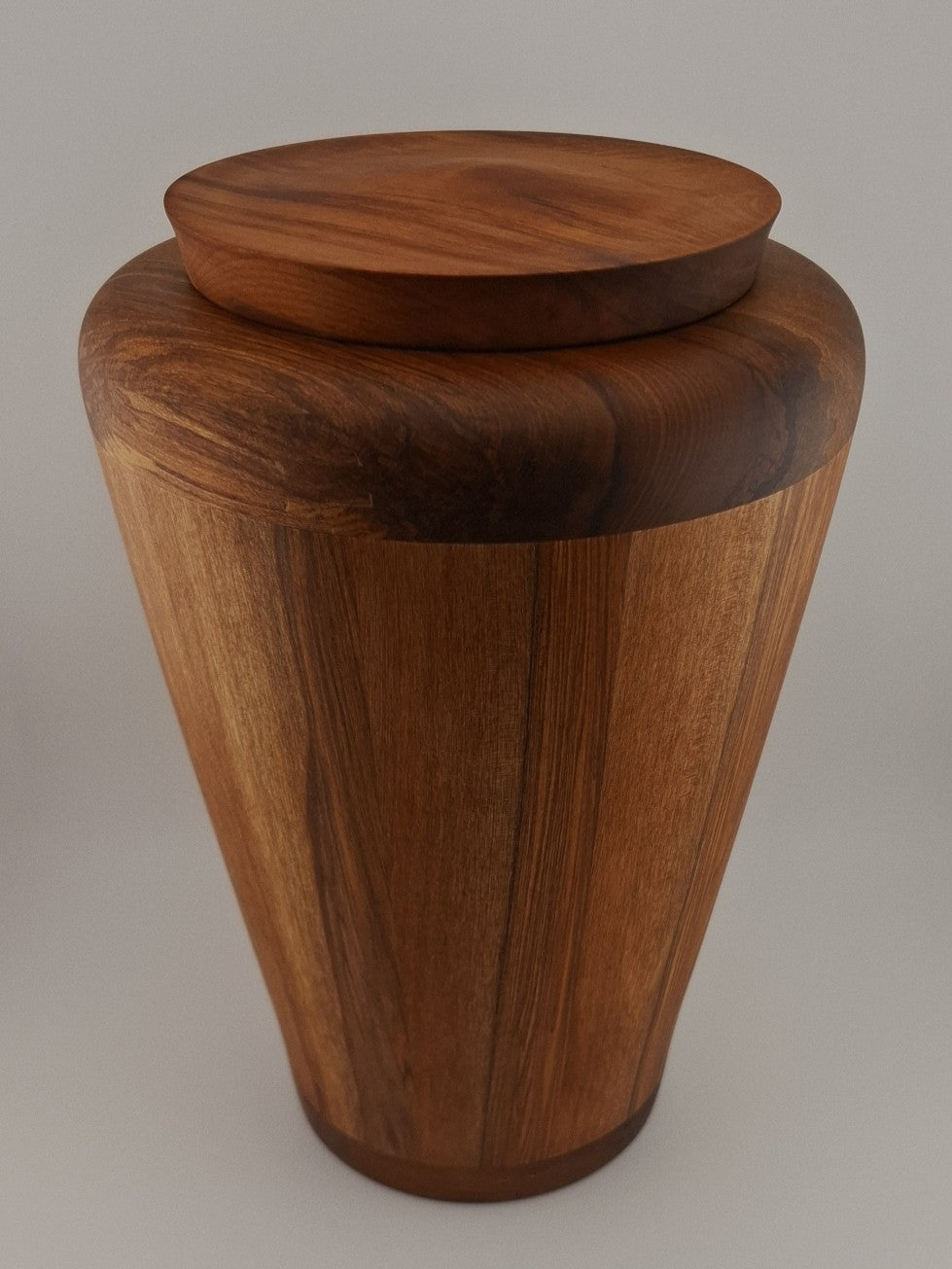 Rimu Cremation Urn - Medium - #3